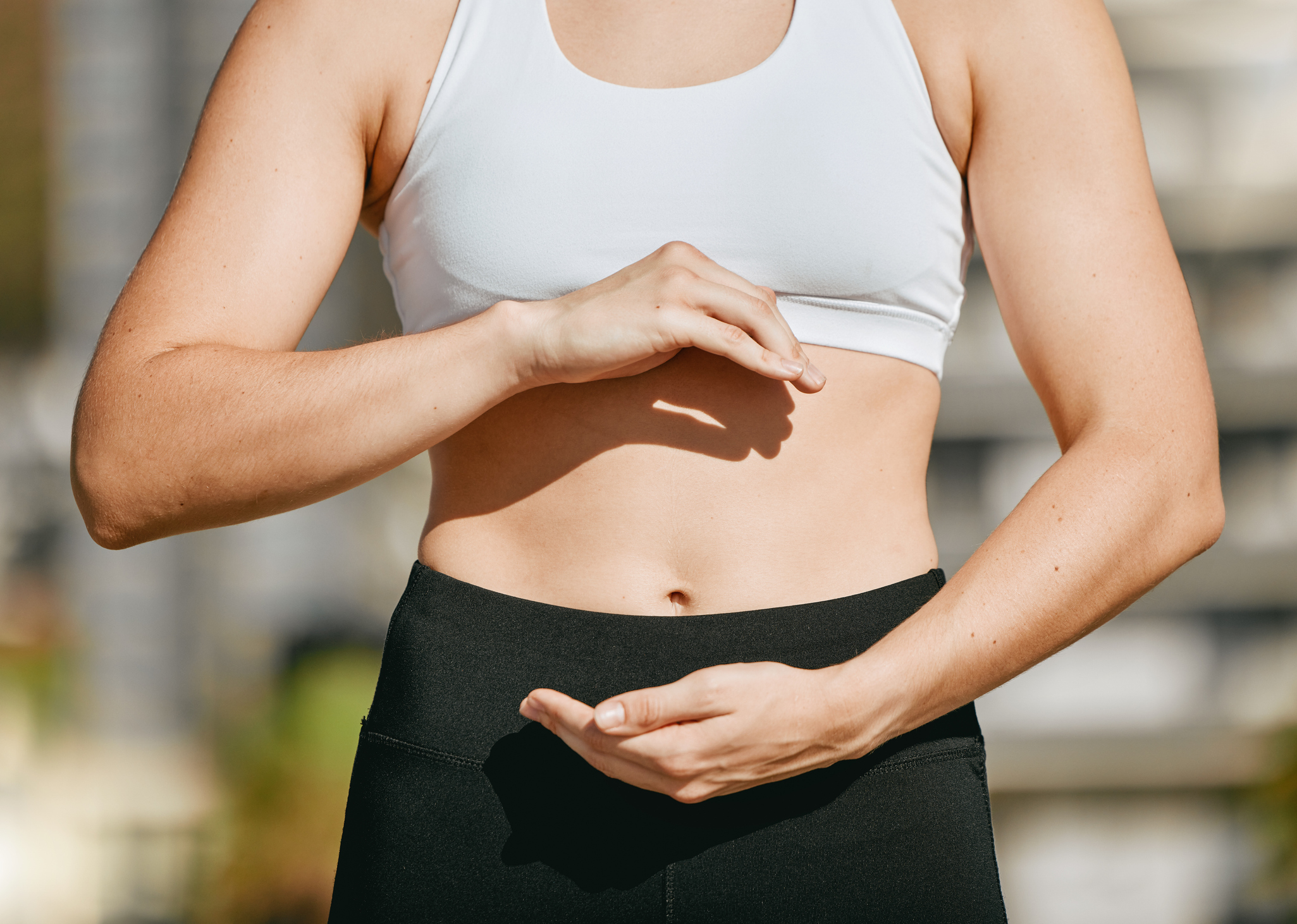 Woman with tummy tuck preparing to exercise